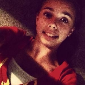 Meet your Posher, Cecily